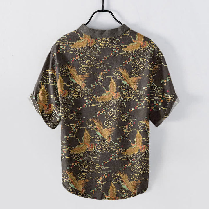 Buddha Stones Camisa de manga corta con medio botón para hombre, de algodón, con estampado de grulla dorada y nubes. - image 1