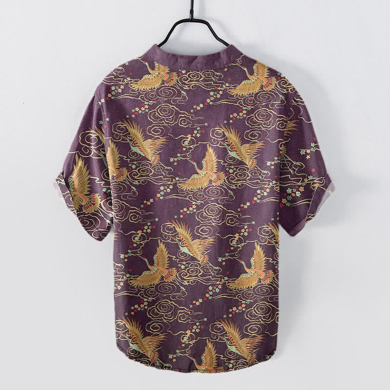 Buddha Stones Camisa de manga corta con medio botón para hombre, de algodón, con estampado de grulla dorada y nubes. - image 6