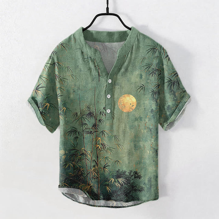 Buddha Stones Camisa de manga corta con medio botón para hombre, de algodón, con estampado de bambú y luna dorada. - Verdemar - US/UK/AU50, EU60 (5XL) - image 0