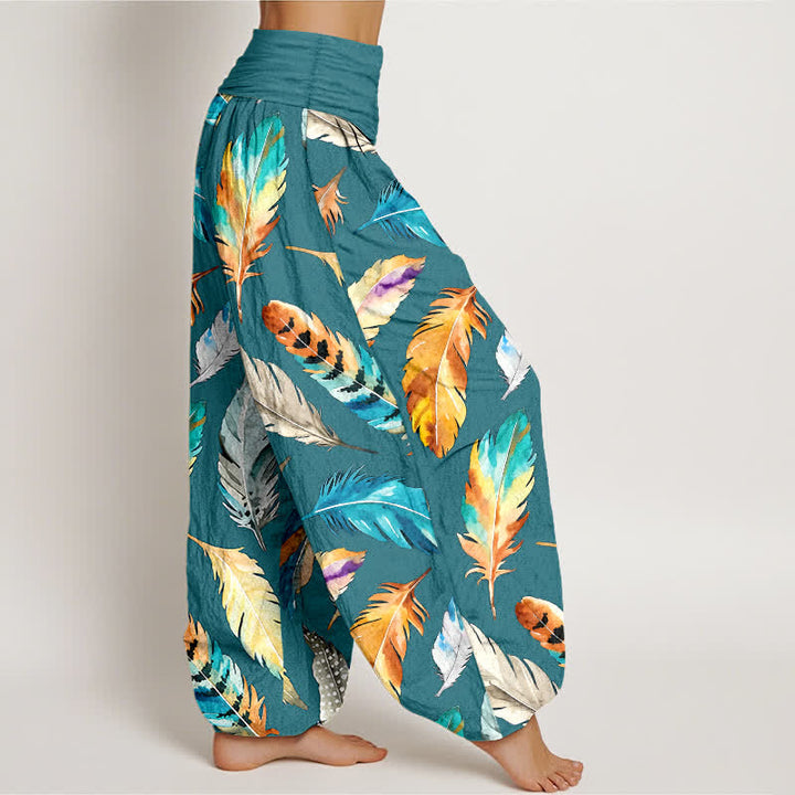 Buddha Stones Pantalones harem de mujer con cintura elástica y estampado de plumas de colores, de algodón puro. - image 10