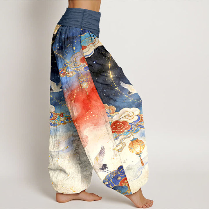 Buddha Stones Pantalones harem de algodón puro con estampado de grulla, nube, linterna y cielo nocturno para mujer. - image 2