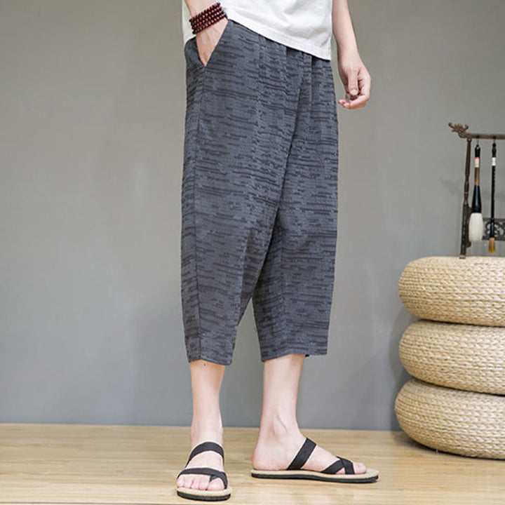 Buddha Stones Pantalones harem de tres cuartos para hombre, estilo minimalista, con aberturas laterales y bolsillos, ideales para el verano. - image 7