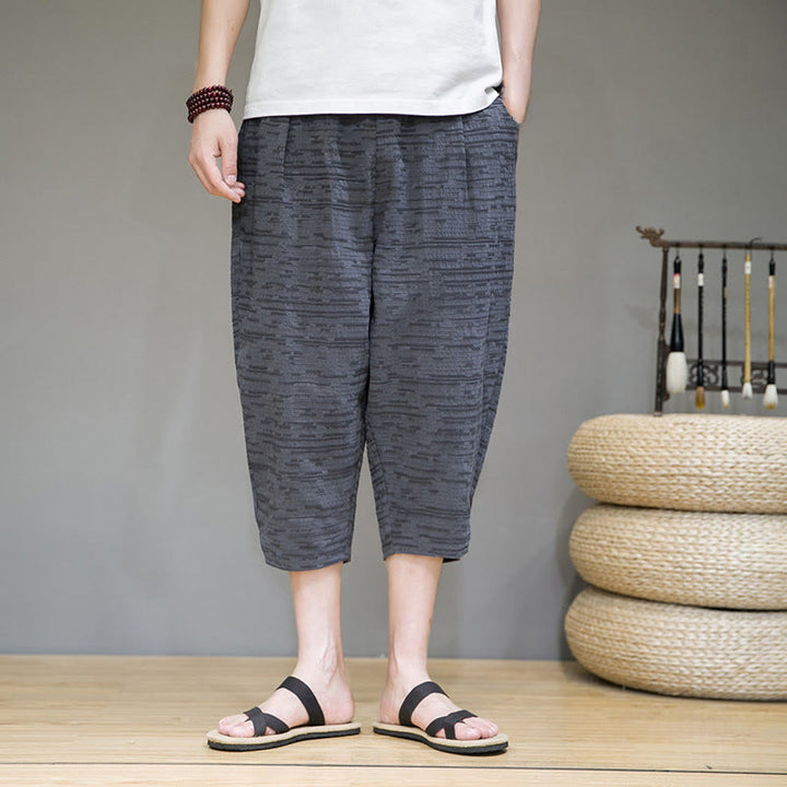 Buddha Stones Pantalones harem de tres cuartos para hombre, estilo minimalista, con aberturas laterales y bolsillos, ideales para el verano. - image 1