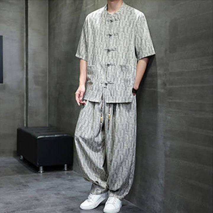 Buddha Stones Conjunto de 2 piezas para hombre: camisa de manga corta con cuello mandarín, botones de rana y estampado geométrico, y pantalones harem con bolsillos. - image 16