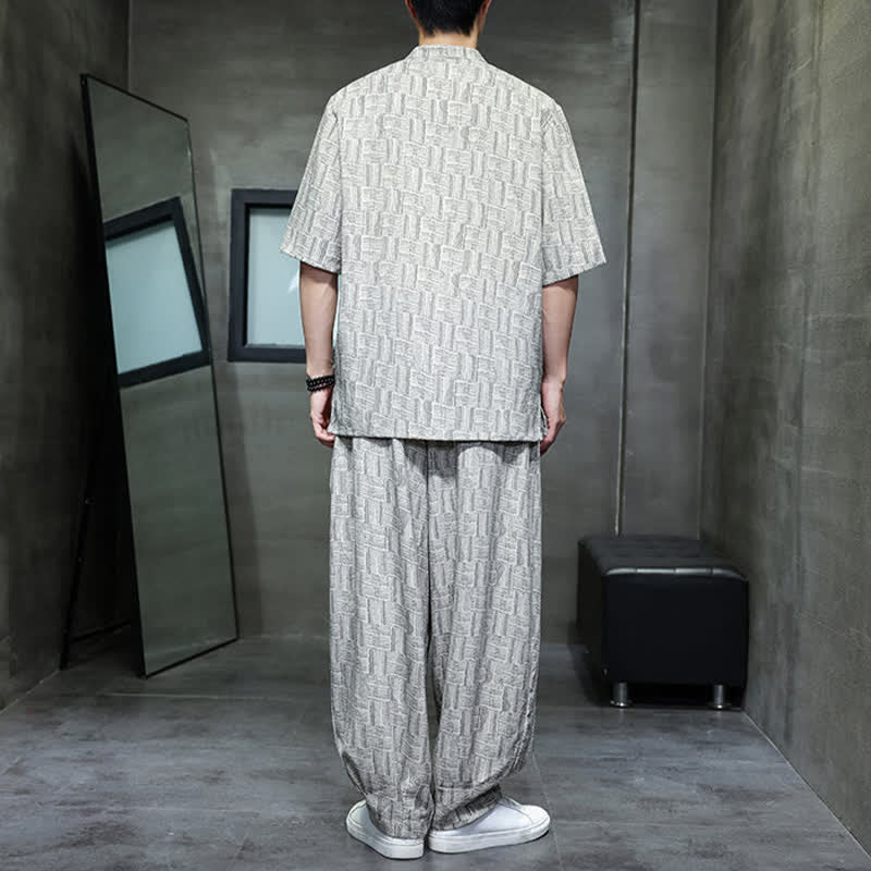 Buddha Stones Conjunto de 2 piezas para hombre: camisa de manga corta con cuello mandarín, botones de rana y estampado geométrico, y pantalones harem con bolsillos. - image 12