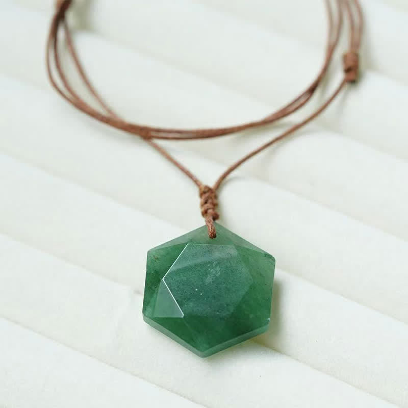 Buddha Stones Colgante de collar curativo con forma de Estrella de David tallada en cuarzo transparente, ágata india y amatista. - Aventurina verde - image 10