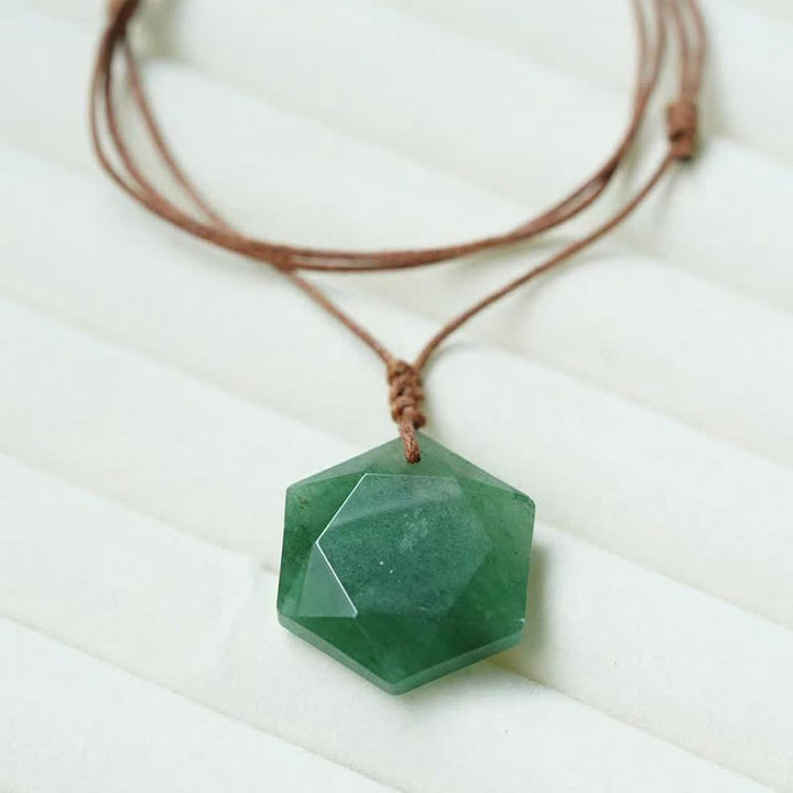 Buddha Stones Colgante de collar curativo con forma de Estrella de David tallada en cuarzo transparente, ágata india y amatista. - Aventurina verde - image 10