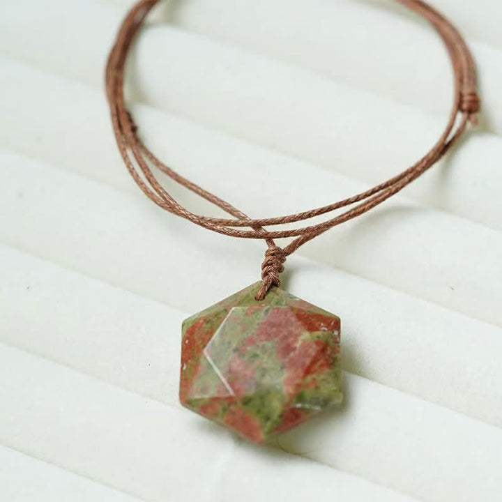 Buddha Stones Colgante de collar curativo con forma de Estrella de David tallada en cuarzo transparente, ágata india y amatista. - Unakita - image 24