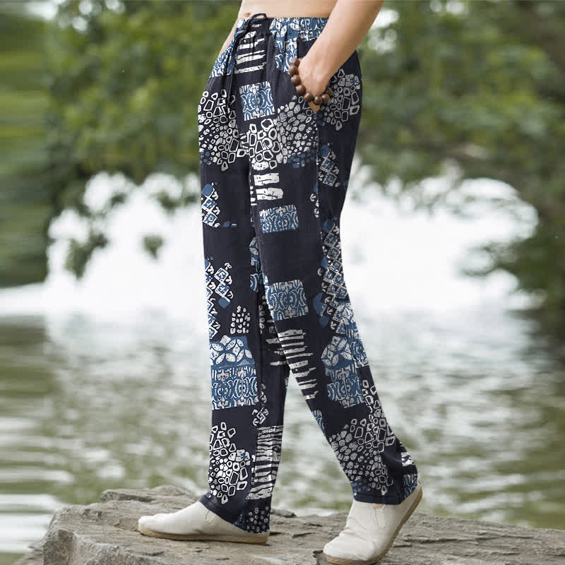 Buddha Stones Pantalones de hombre de algodón con estampado geométrico tipo patchwork y corte ajustado, con bolsillos. - image 1