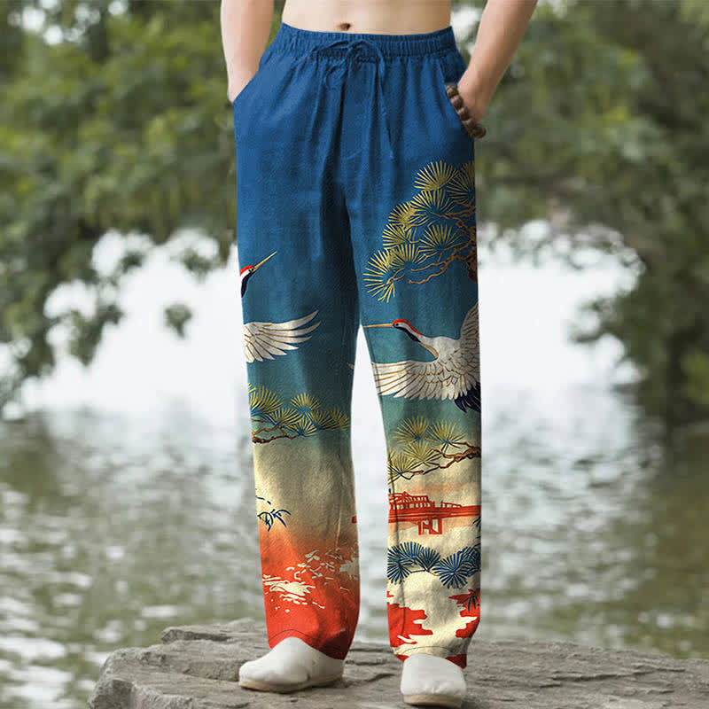 Buddha Stones Pantalones de hombre ajustados con bolsillos, estampado de paisaje de templo de pino y grulla de algodón. - Azul real - US/UK/AU50, EU60 (5XL) - image 4