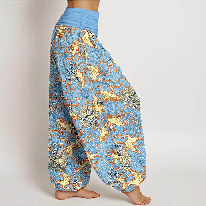 Buddha Stones Pantalones harem de mujer con cintura elástica, estampado de grullas y nubes, color blanco puro. - image 1