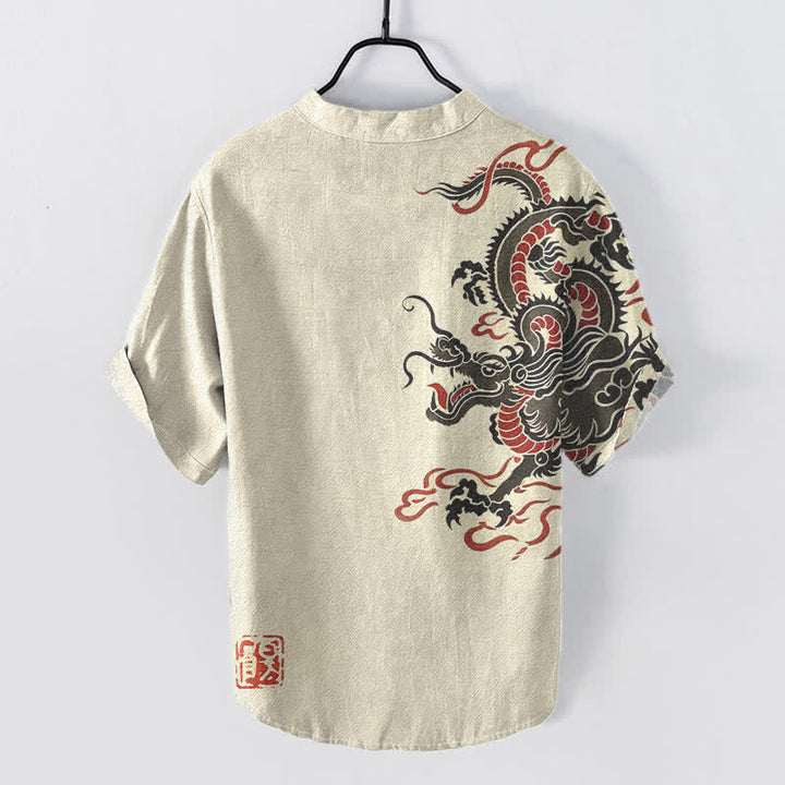 Buddha Stones Camisa de manga corta con medio botón para hombre, de algodón negro con estampado de dragón rojo. - image 1