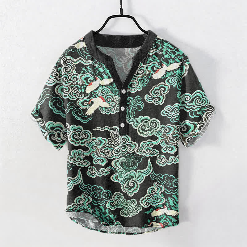 Buddha Stones Camisa de manga corta con medio botón para hombre, de algodón, con estampado de grullas en la nube color menta. - Negro - US/UK/AU50, EU60 (5XL) - image 0