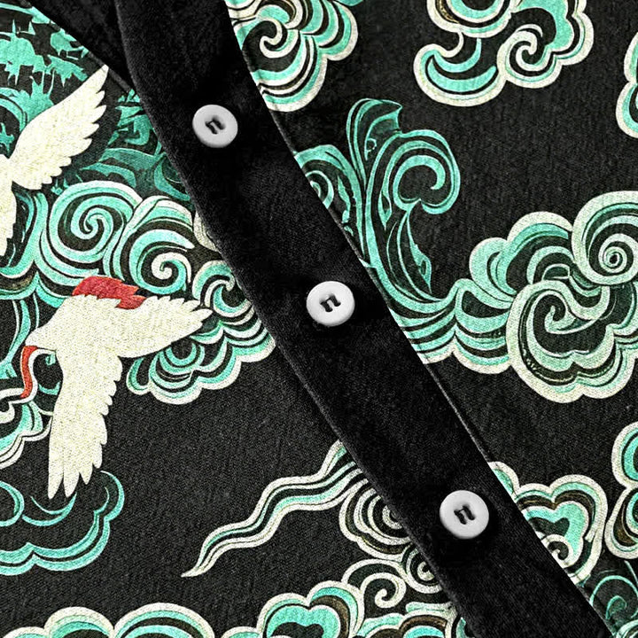 Buddha Stones Camisa de manga corta con medio botón para hombre, de algodón, con estampado de grullas en la nube color menta. - image 3