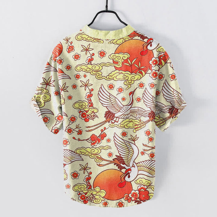 Buddha Stones Camisa de manga corta con medio botón para hombre, de algodón puro, con estampado floral de grullas, sol y nubes. - image 4
