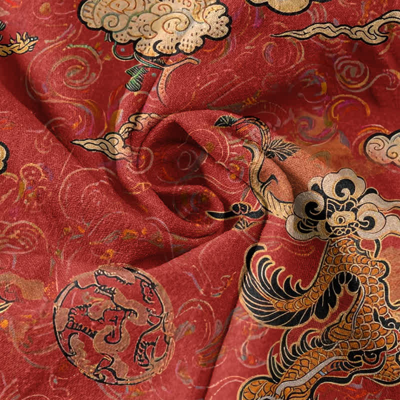 Buddha Stones Camisa de manga corta con medio botón para hombre, de algodón, con estampado de nube y dragón dorado. - image 4