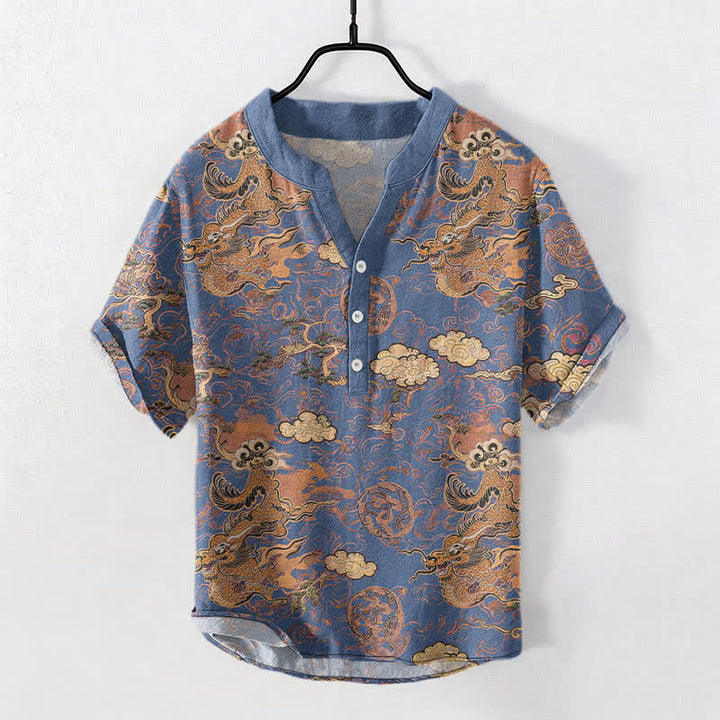 Buddha Stones Camisa de manga corta con medio botón para hombre, de algodón, con estampado de nube y dragón dorado. - Azul acero - US/UK/AU50, EU60 (5XL) - image 7