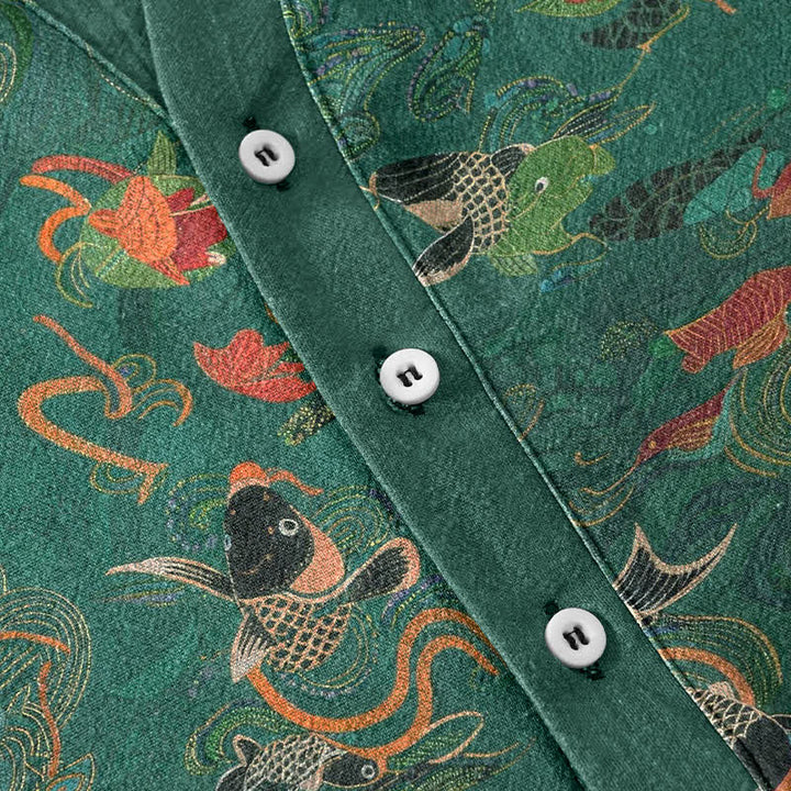 Buddha Stones Camisa de manga corta con medio botón para hombre, de algodón, con estampado de peces koi y loto. - image 3