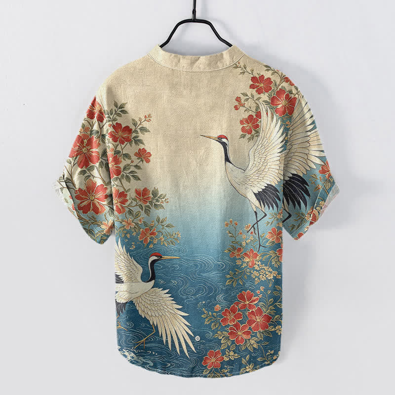 Buddha Stones Camisa de manga corta con medio botón para hombre, de algodón, con estampado floral de grulla oriental y ondas. - image 1