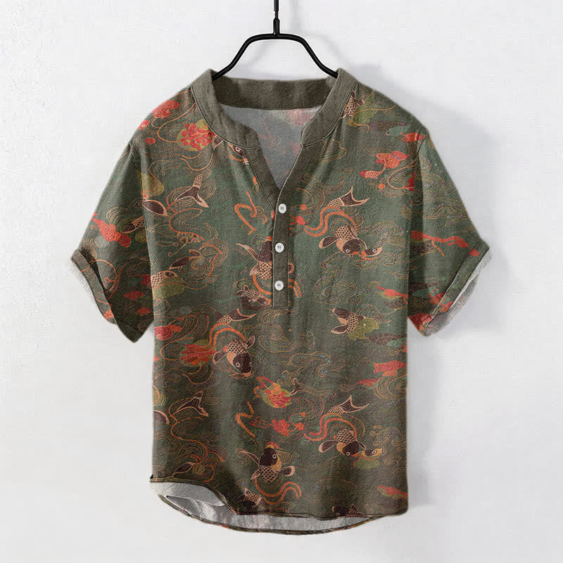 Buddha Stones Camisa de manga corta con medio botón para hombre, de algodón, con estampado de peces koi y loto. - Verde oliva oscuro - US/UK/AU50, EU60 (5XL) - image 5