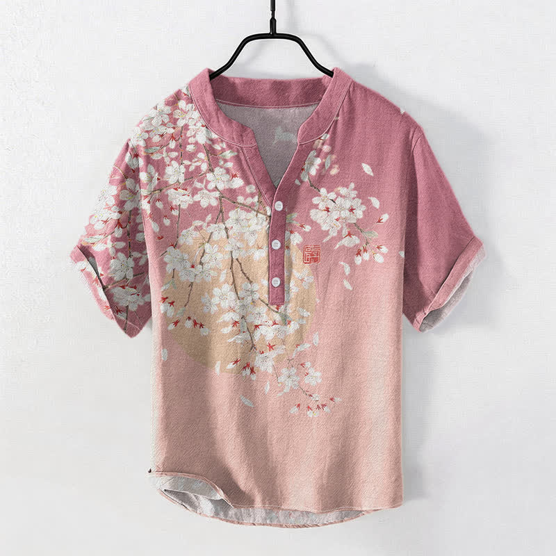 Buddha Stones Camisa de manga corta con medio botón para hombre, de algodón puro, con estampado de acuarela de flores de cerezo. - rosa claro - US/UK/AU50, EU60 (5XL) - image 0