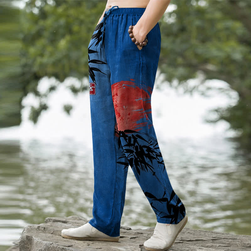 Buddha Stones Pantalones de hombre de algodón con estampado de bambú y sol, corte cónico y bolsillos. - image 7