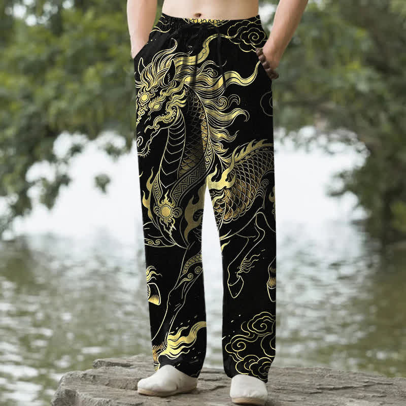 Buddha Stones Pantalones de hombre de algodón con estampado de nubes auspiciosas y dragón dorado, corte cónico y bolsillos. - Negro - US/UK/AU50, EU60 (5XL) - image 0
