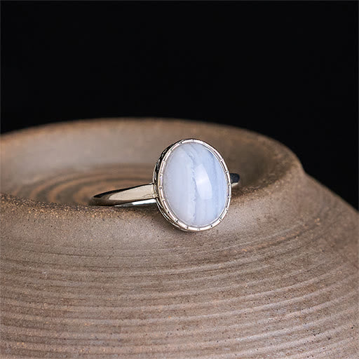 Buddha Stones Anillo de equilibrio redondo de ágata azul natural - image 2