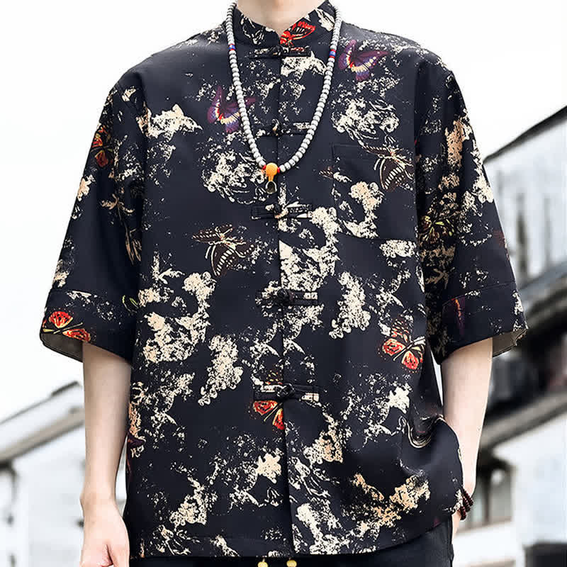 Buddha Stones Camisa de manga tres cuartos para hombre con estampado floral, de mariposas y botones de rana, estilo Summer Tang, con bolsillo en el pecho. - image 3