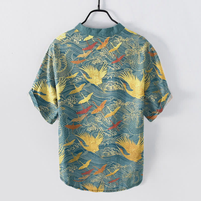 Buddha Stones Camisa de manga corta con medio botón para hombre, de algodón, con estampado de grullas voladoras y olas. - image 6