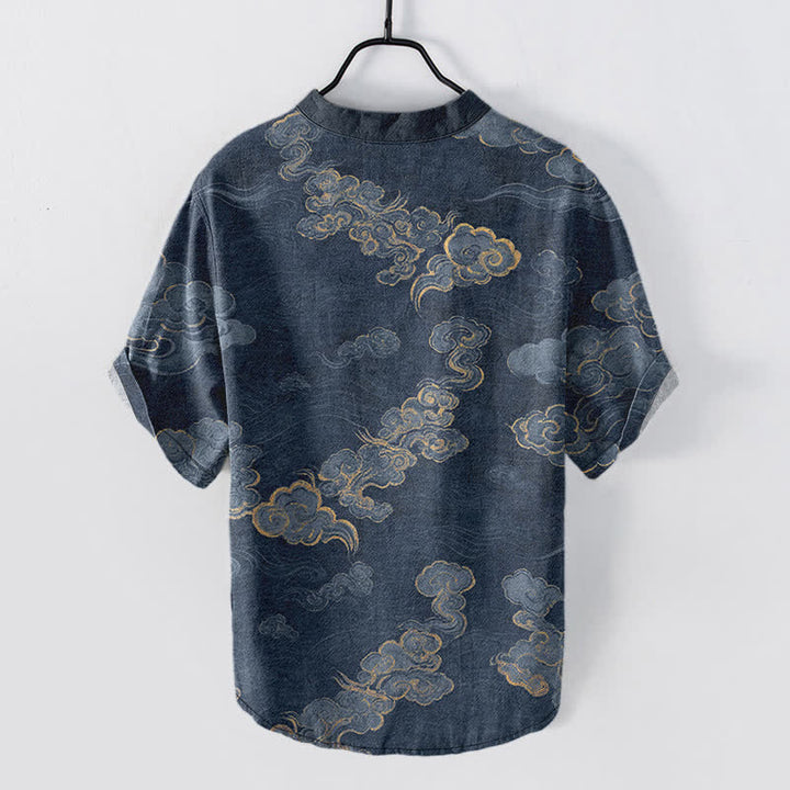 Buddha Stones Camisa de manga corta con medio botón para hombre, de algodón, con estampado de nubes auspiciosas. - image 1