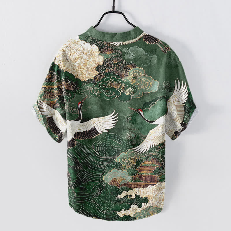 Buddha Stones Camisa de manga corta con medio botón para hombre, de algodón, con estampado de grullas y nubes. - image 1