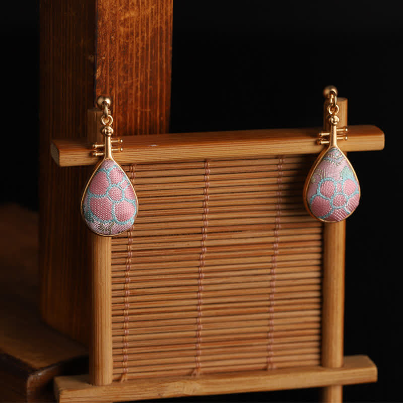 Buddha Stones Pendientes de lágrima artesanales con diseño floral de brocado Song Pipa y forma de pipa. - image 5
