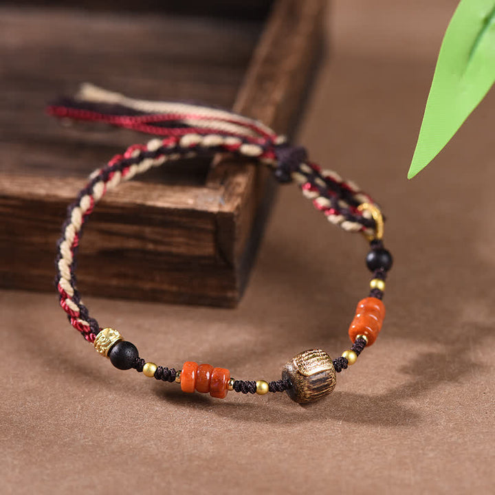 Buddha Stones Pulsera trenzada con borla de sándalo rojo tejida a mano con símbolo de bendición - Hilo rojo (Protección ♥ Suerte) - Sándalo rojo (Bendición♥Auspicioso) - image 0