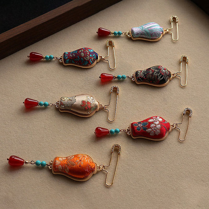 Buddha Stones Broche elegante con diseño de jarrón de brocado Song - image 11