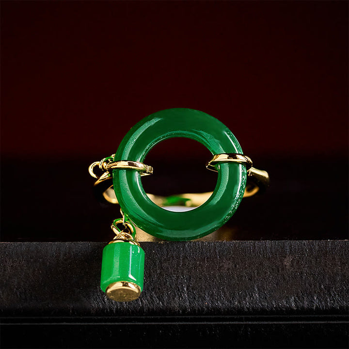 Buddha Stones Anillo de calcedonia verde con hebilla de la paz y diseño de fuerza - image 3