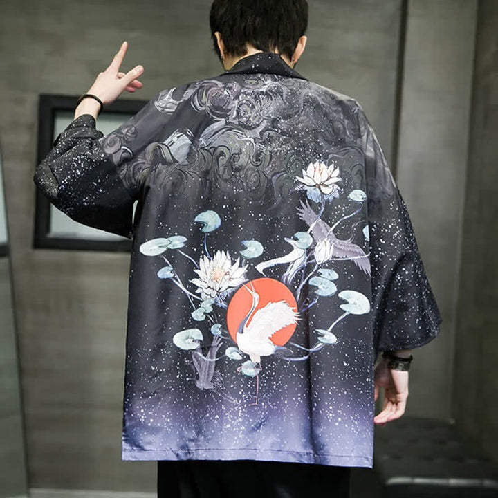Buddha Stones Kimono de verano informal para hombre con estampado de hojas de loto, mariposas y grullas, con frente abierto. - image 31