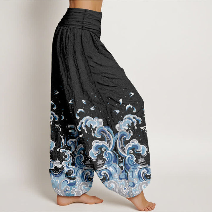 Buddha Stones Pantalones harem de algodón con estampado de olas azul océano y cintura elástica para mujer. - image 2