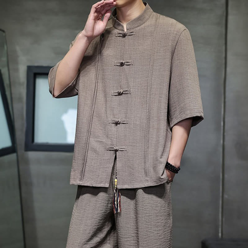 Buddha Stones Conjunto de 2 piezas: Camisa de manga tres cuartos estilo Tang con botones de rana, pantalones cortos y ropa de meditación para hombre con bolsillos. - image 40