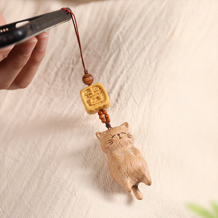 Buddha Stones Decoración colgante para teléfono con forma de gato de la suerte tallado a mano en madera de haya - image 3