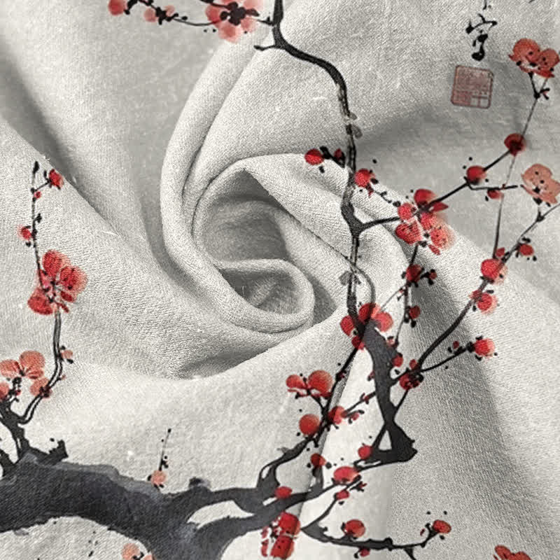 Buddha Stones Camisa de manga corta con medio botón para hombre, de algodón, con estampado de ramas de ciruelo en flor y caligrafía. - image 2