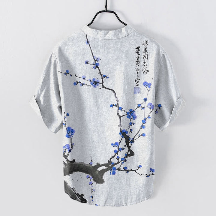 Buddha Stones Camisa de manga corta con medio botón para hombre, de algodón, con estampado de ramas de ciruelo en flor y caligrafía. - image 6