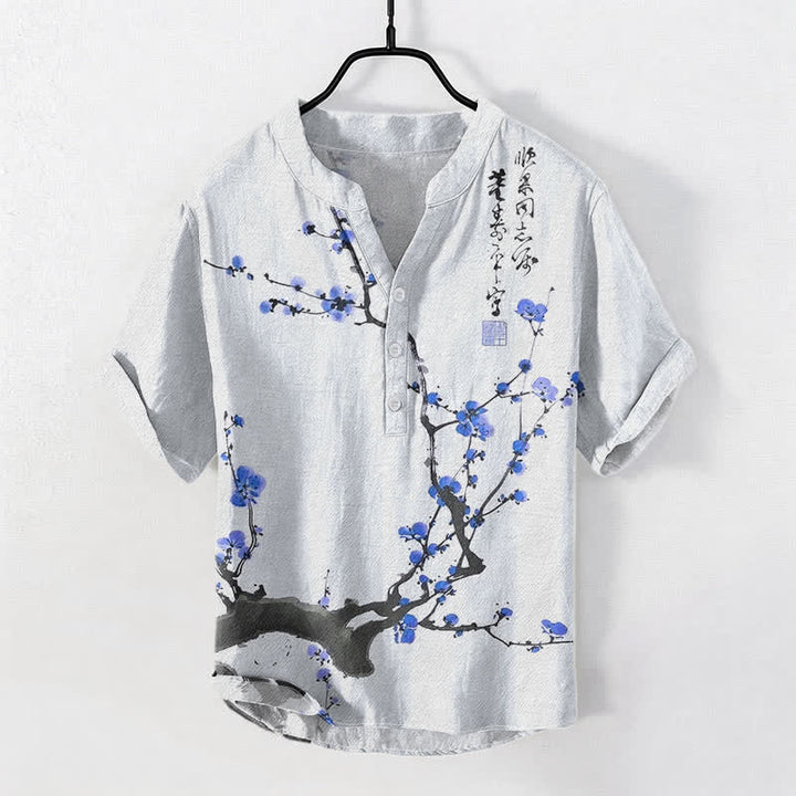 Buddha Stones Camisa de manga corta con medio botón para hombre, de algodón, con estampado de ramas de ciruelo en flor y caligrafía. - Azul cielo claro - US/UK/AU50, EU60 (5XL) - image 5
