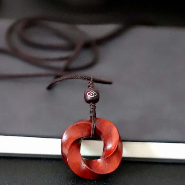 Buddha Stones Collar con colgante de cuerda de nudo infinito de sándalo rojo - image 3
