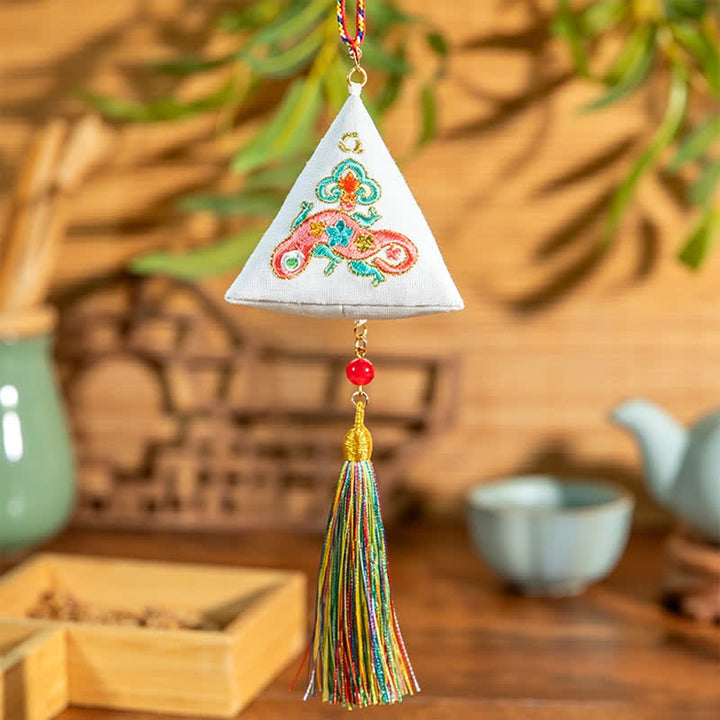 Buddha Stones Bordado Zongzi Triángulo Escorpión Lindo Animal Decoración - Gecko blanco - image 17