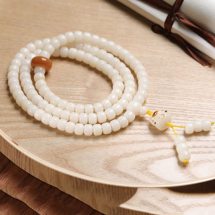 Buddha Stones Mala de oración pulida a mano con semillas de Bodhi blancas y diseño de gato puro - 10 mm - Semilla de Bodhi Blanca (Pureza ♥ Claridad) - image 0