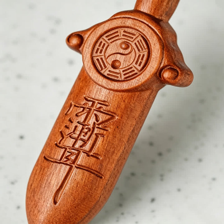 Buddha Stones Llaveros con espadas grabadas con el símbolo del equilibrio Yin Yang en madera de azufaifo. - image 10