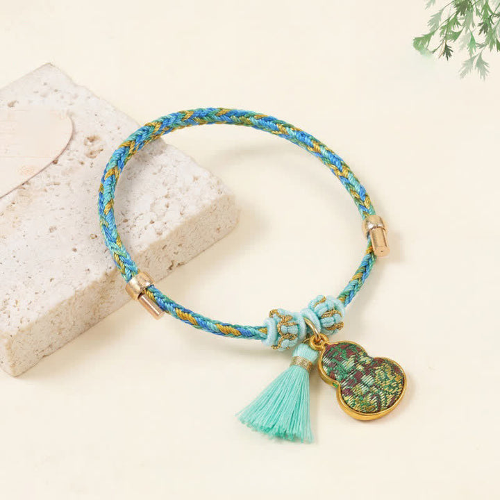 Buddha Stones Pulsera protectora de calabaza brocada con la canción de la cuerda roja de cinco colores - Verde (mismo tono de color, el estampado varía) - image 3