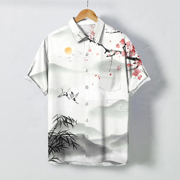 Buddha Stones Camisa de manga corta para hombre, transpirable, con estampado de paisaje de tinta, grulla, bambú y flor de ciruelo, botones y resistente a las arrugas. - Blanco - US/UK/AU48, UE58 (4XL) - image 0