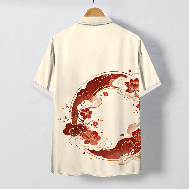 Buddha Stones Camisa de manga corta transpirable para hombre con estampado floral oriental de loto, flores de durazno y nubes. - image 1